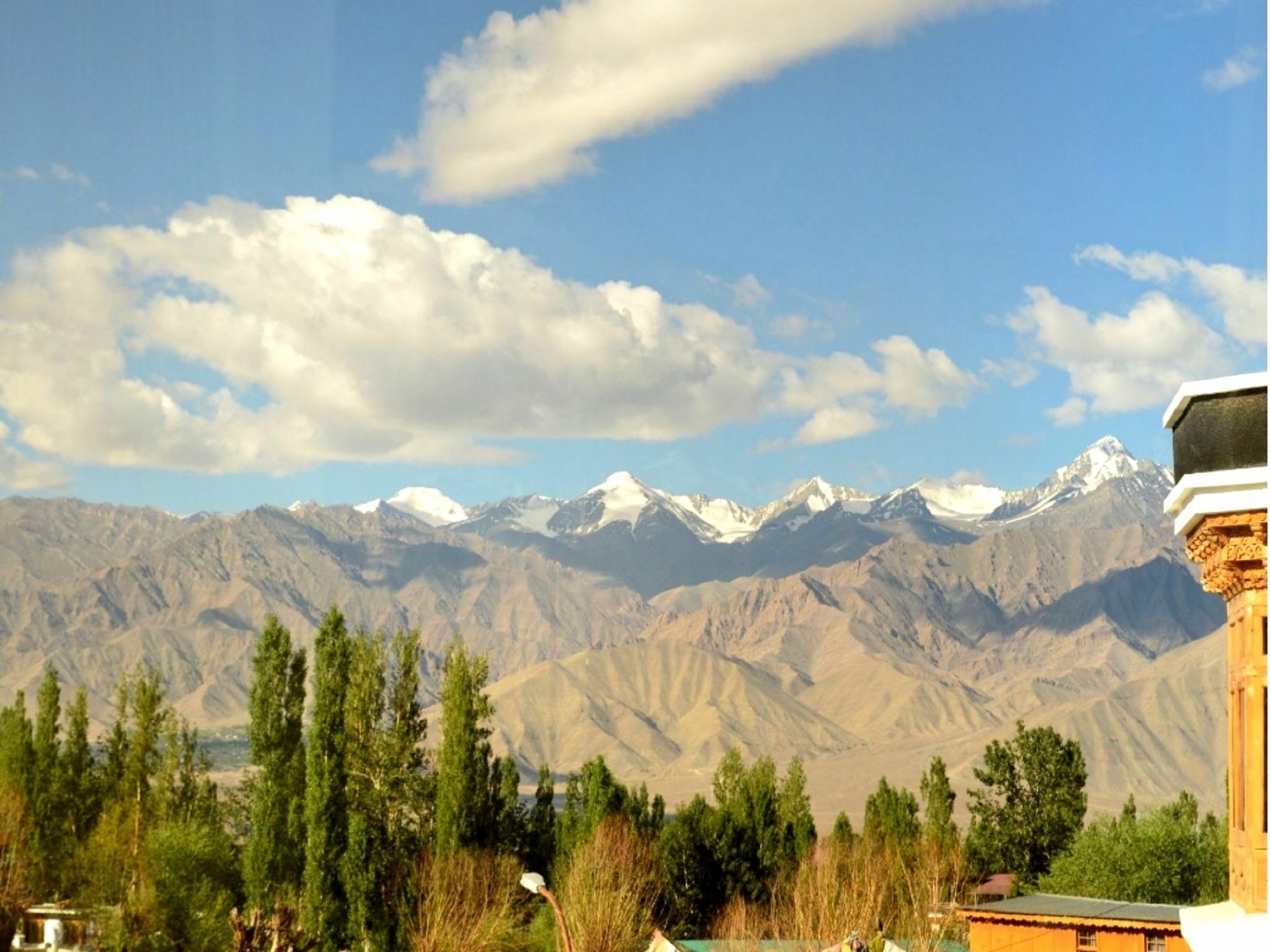 Hotel New Glacier View Leh Buitenkant foto